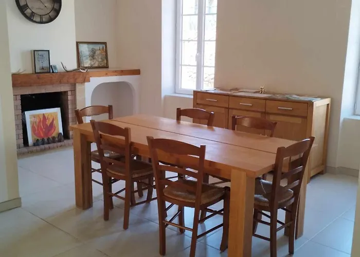 Les 27 Сasa de vacaciones Ginestas